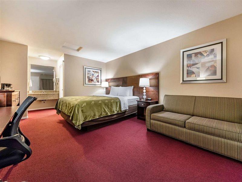 Scottish Fairway Inn Monterey Ngoại thất bức ảnh