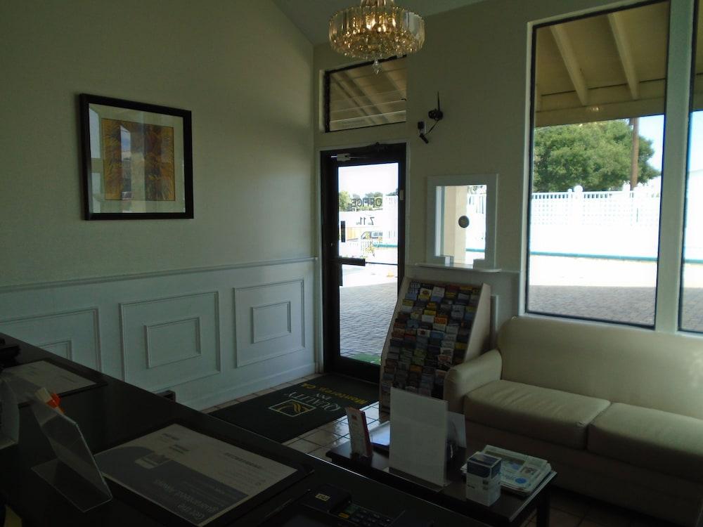 Scottish Fairway Inn Monterey Ngoại thất bức ảnh