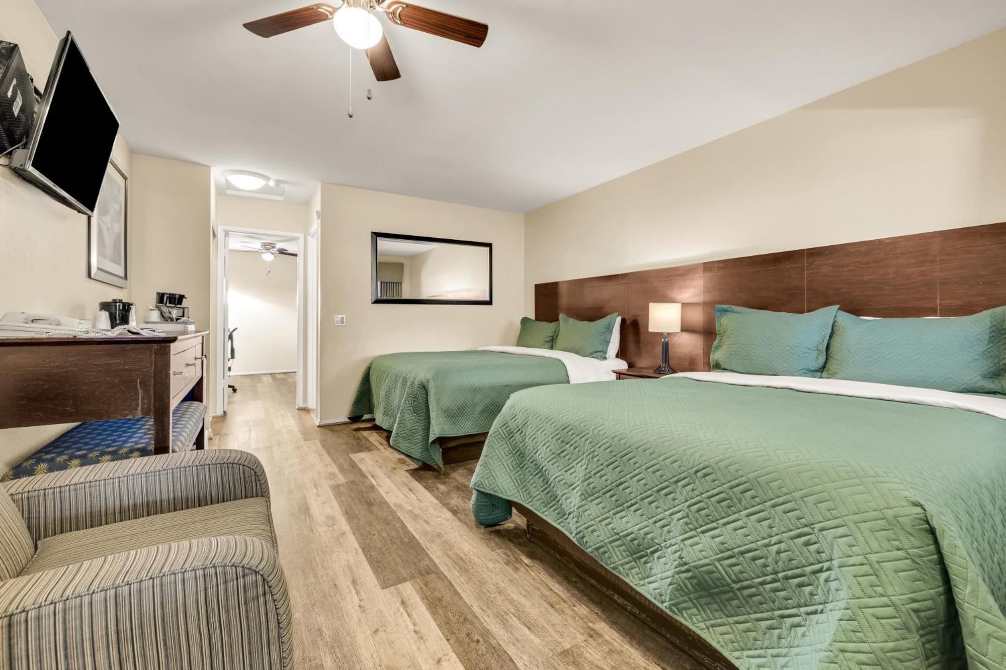 Scottish Fairway Inn Monterey Ngoại thất bức ảnh